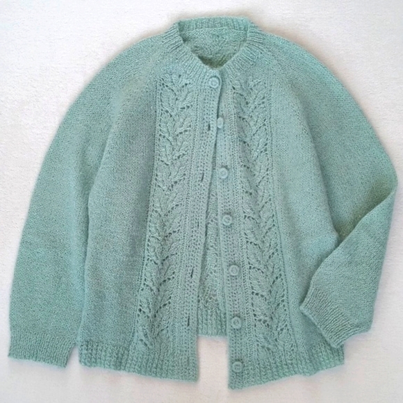 Vintage Sweaters - Rare Vintage Art Deco / Mint Green Long Sleeve Button Down Cardigan Sweater S